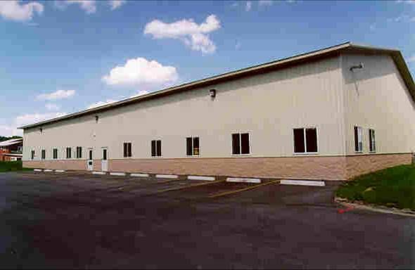 Oconomowoc industrial/warehouse space for lease